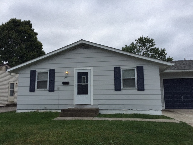 3431 Penfield 3 Beds House for Rent - Photo Gallery 1