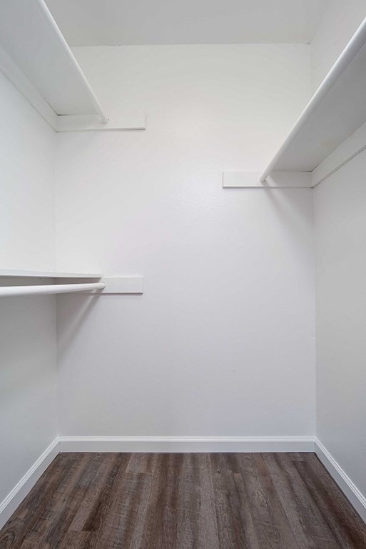 Walk-In Closets And Dressing Areas at Los Robles Apartments, Pasadena, 91101