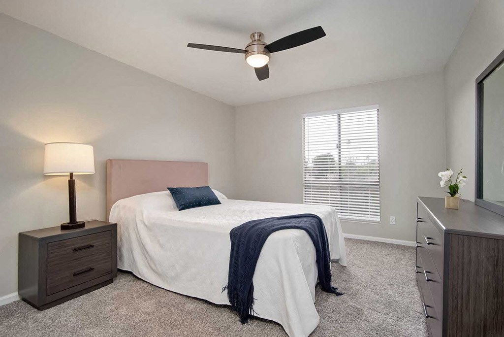 Comfortable Bedroom Comfortable Bedroom at Los Robles Apartments, Pasadena, California