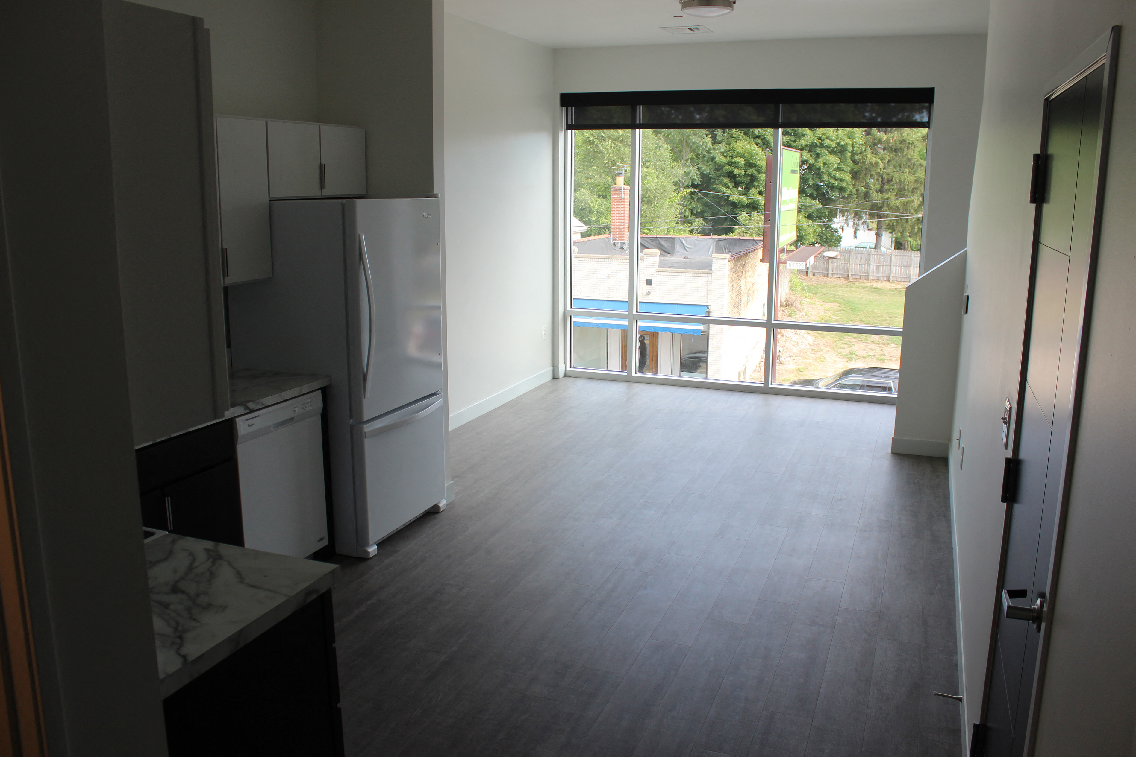 644 Fulton #203 Living Room