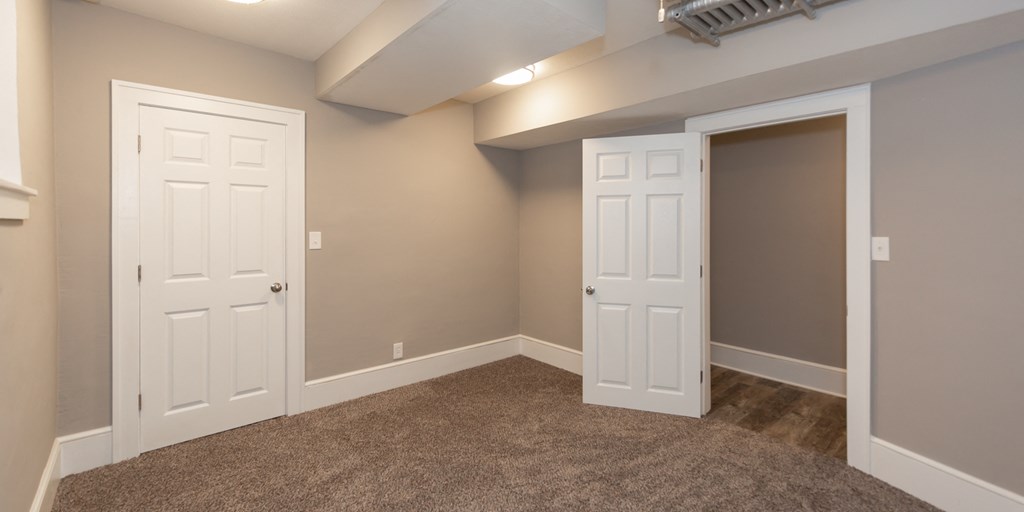 Manor Apartments Renovated Bedroom