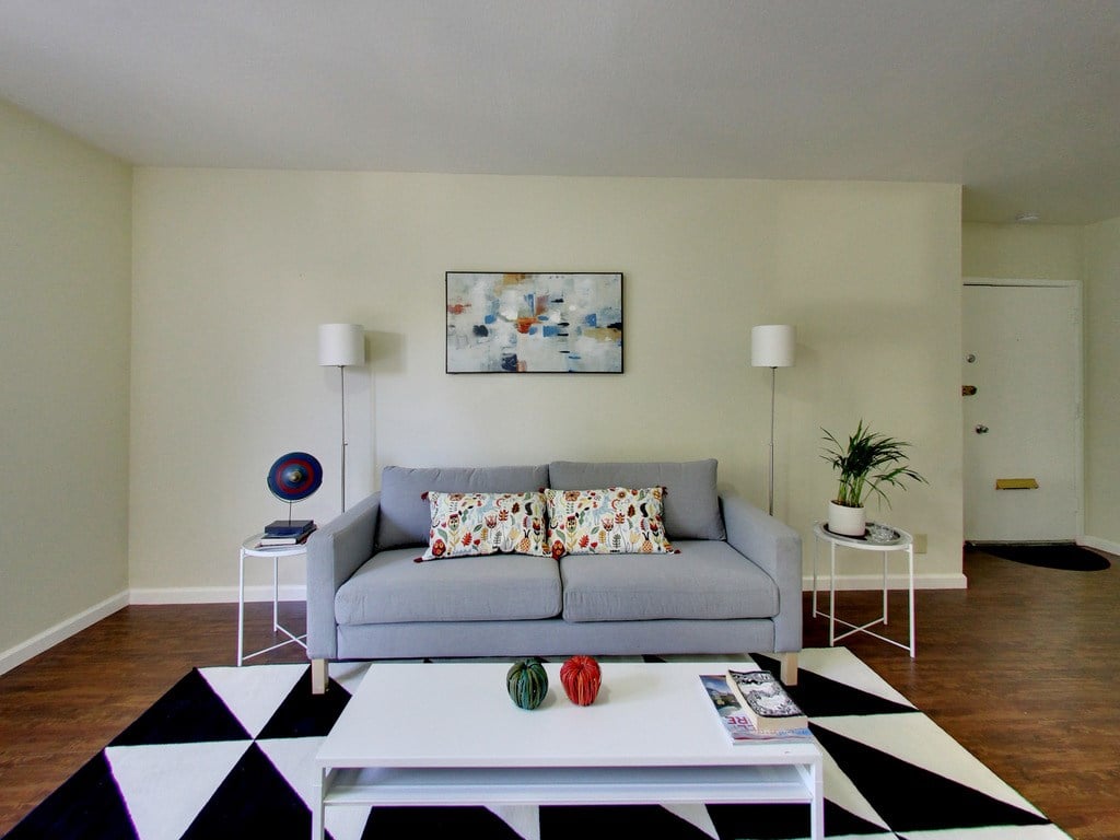 Best Cheap Apartments in Oakland, CA: from $1,598 | RENTCafé