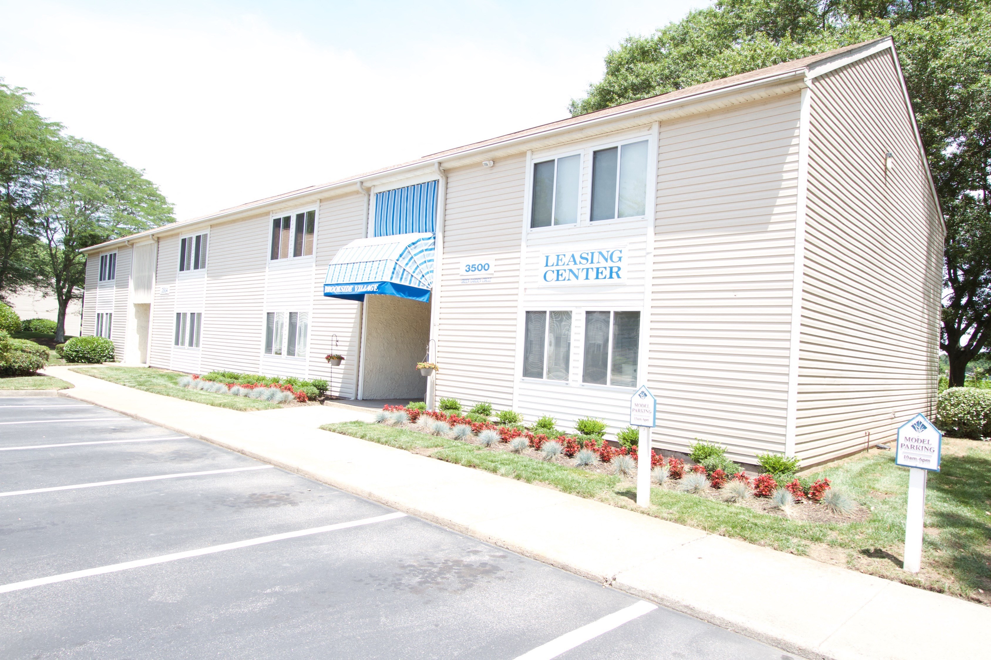 Brookside Village Apartments, 3500 Green Garden Cir, Virginia Beach, VA