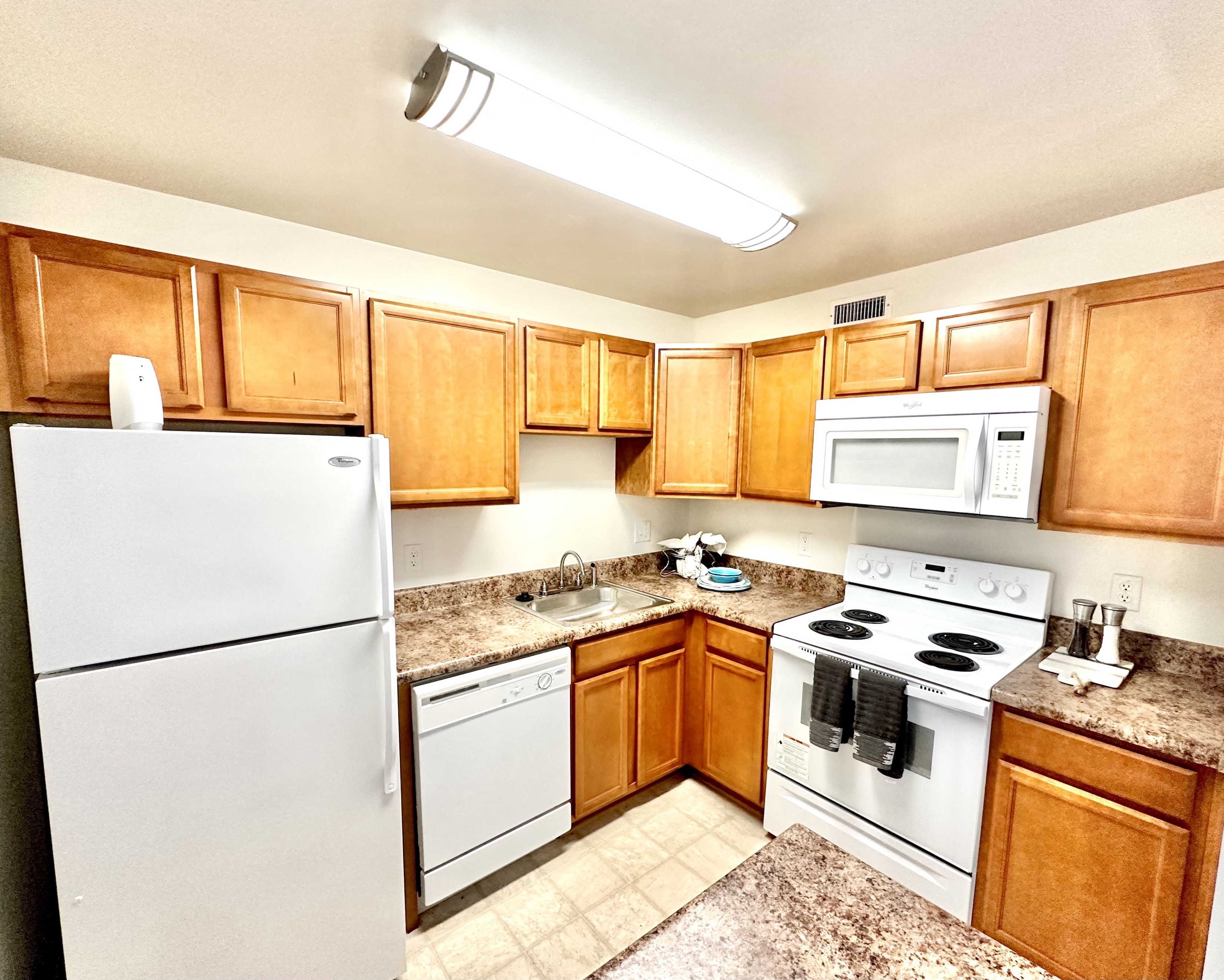 Windsor Lake Apartments