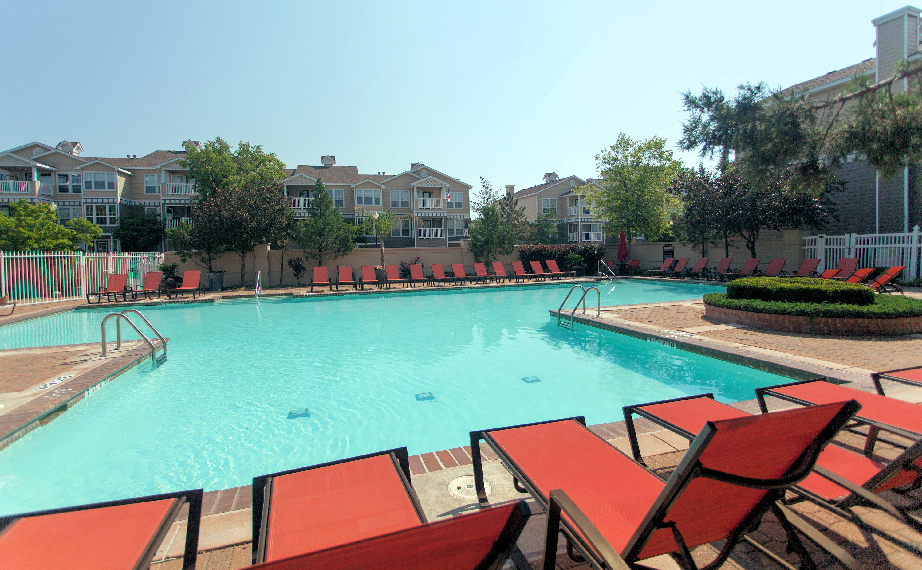 Steeplechase On Maple Apartments in Omaha, NE