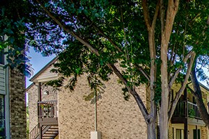 The Courtyard Apartments 2046 N Shiloh Rd Garland Tx Rentcafe
