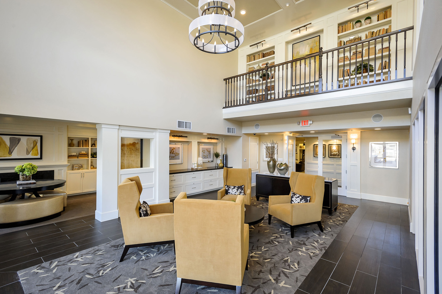 888 San Mateo Apartments, 888 N. San Mateo Drive, San