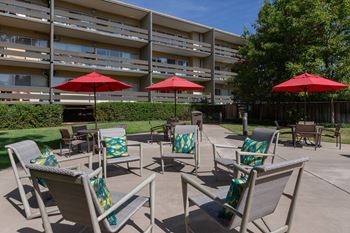 Outdoor Patio at Palo Alto Place, Palo Alto, CA, 94306