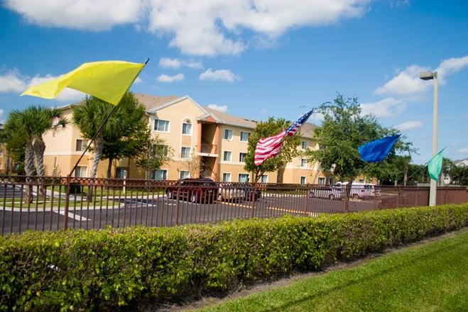 Waverly Apts West Palm Beach