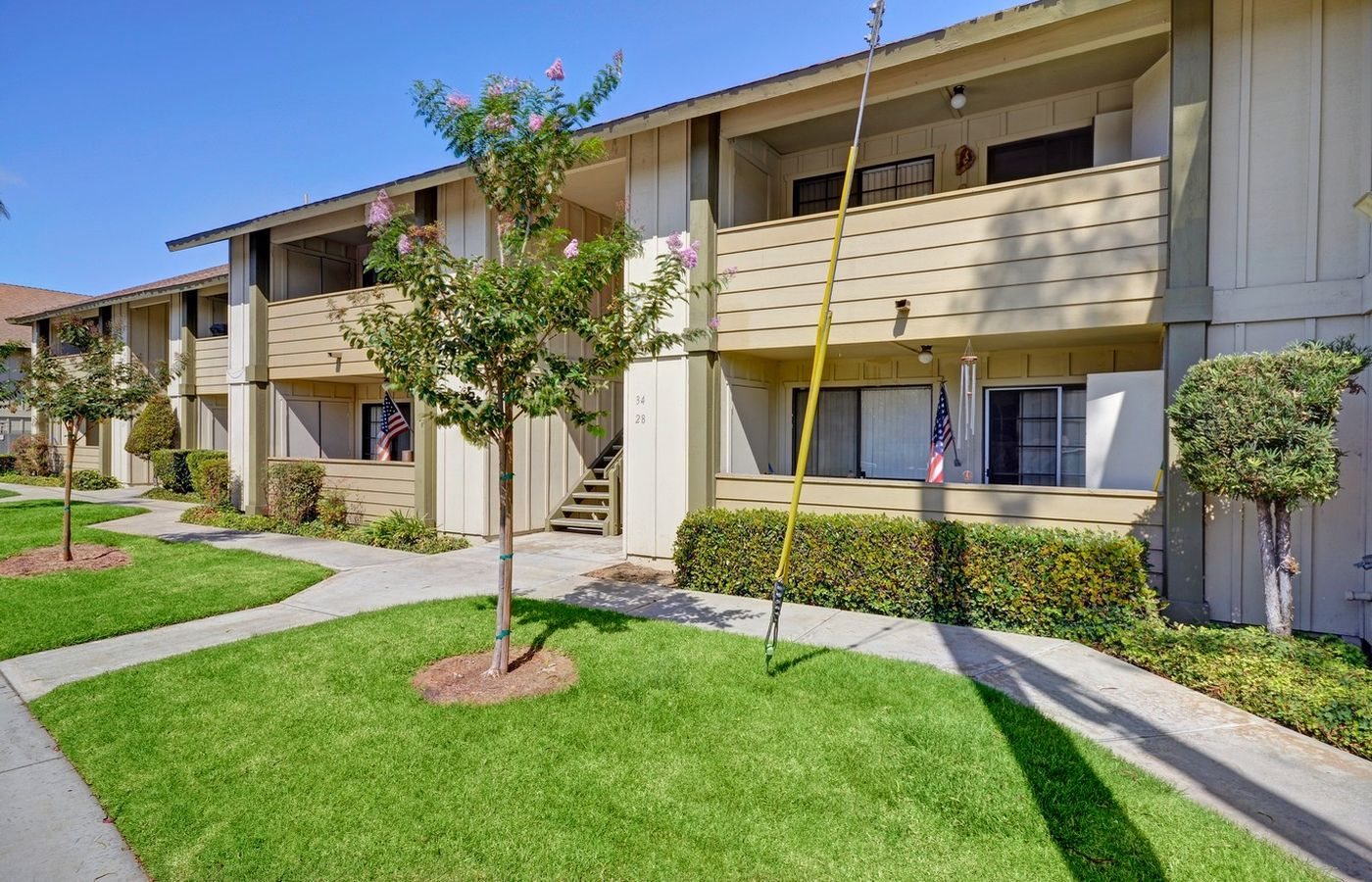 Hollister Creek Village Apartments in San Diego, CA