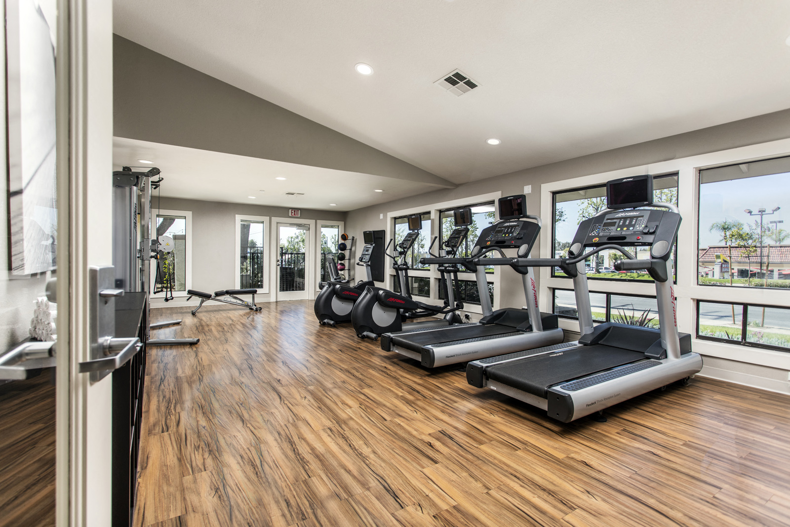 Vista Pointe Apartments in Covina, CA