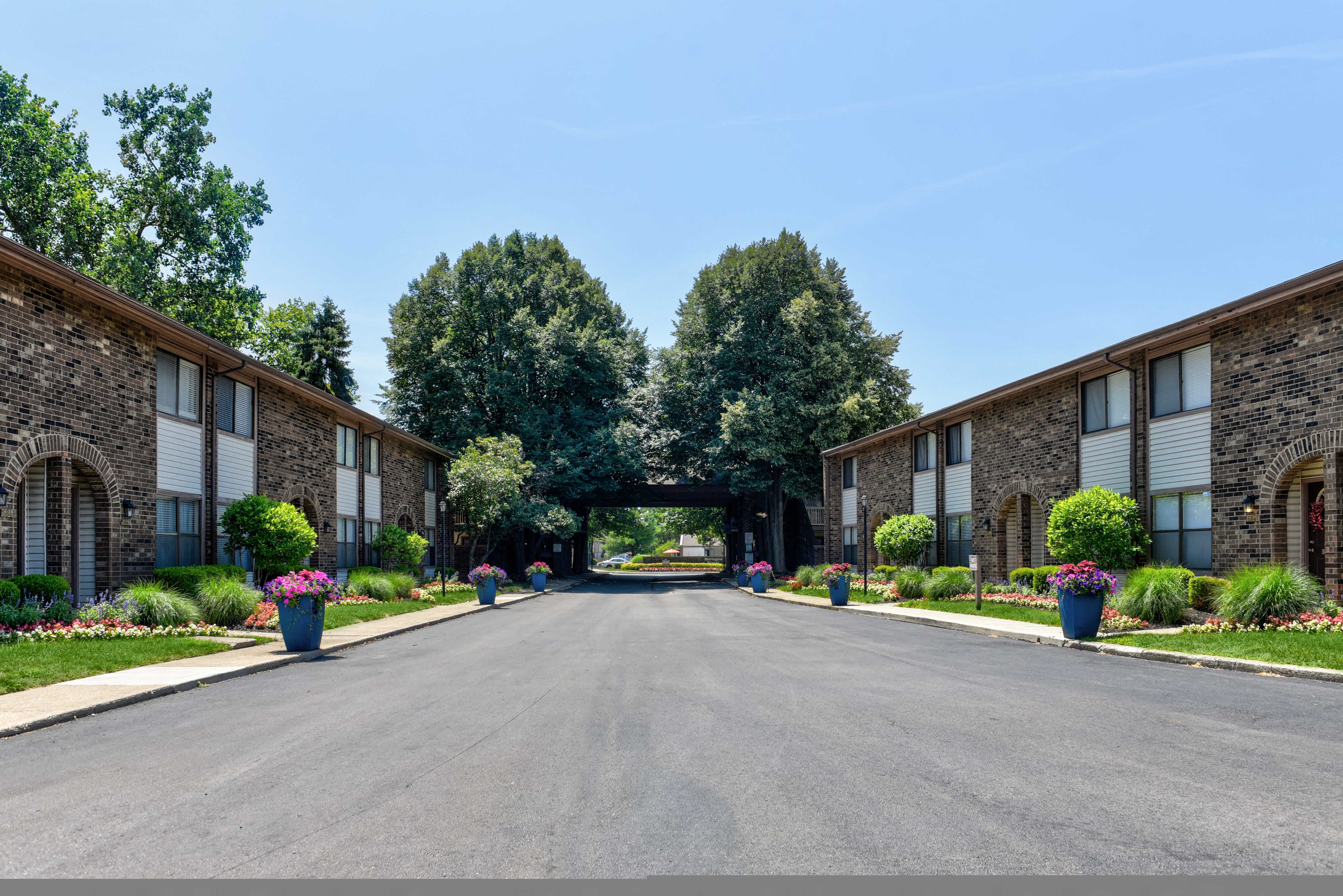 Barrington-Square-Apartments-Columbus-Ohio