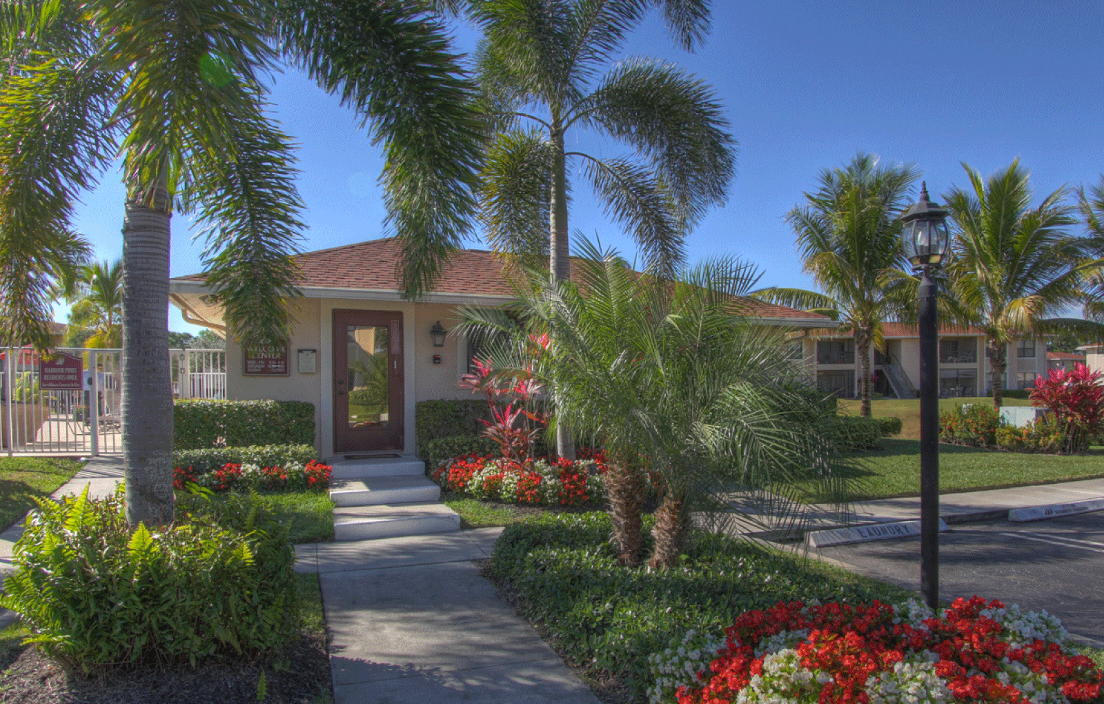 Harbour Pines Apartments in Port St Lucie, FL