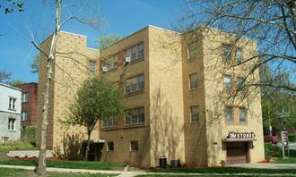 4339 Roanoke Parkway 2-3 Beds Apartment for Rent