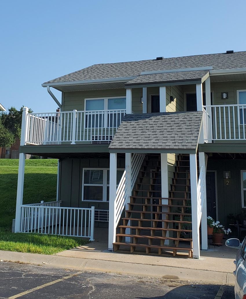 2300 NE 70th St Studio Apartment for Rent - Photo Gallery