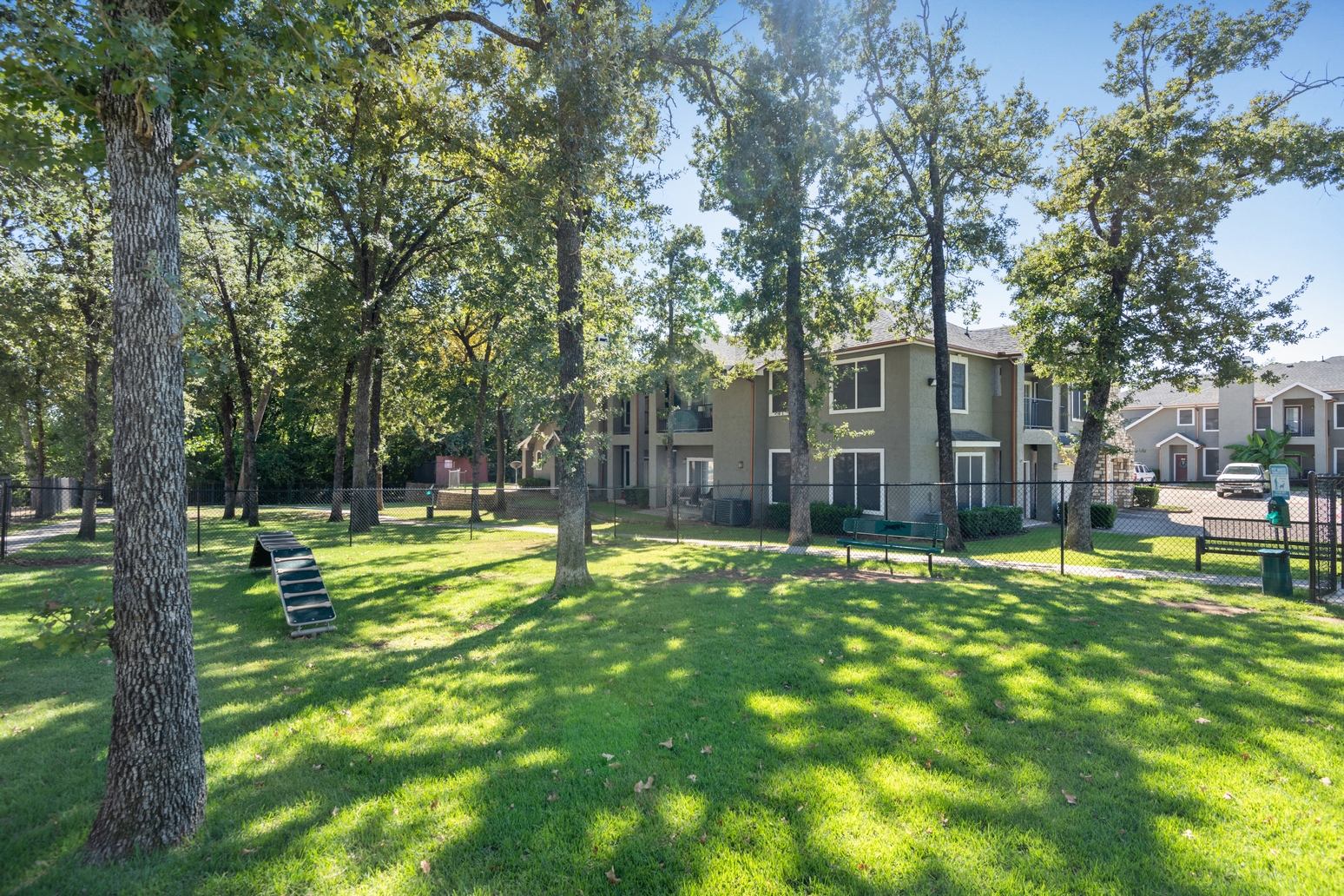 Kensington By The Vineyard Apartments