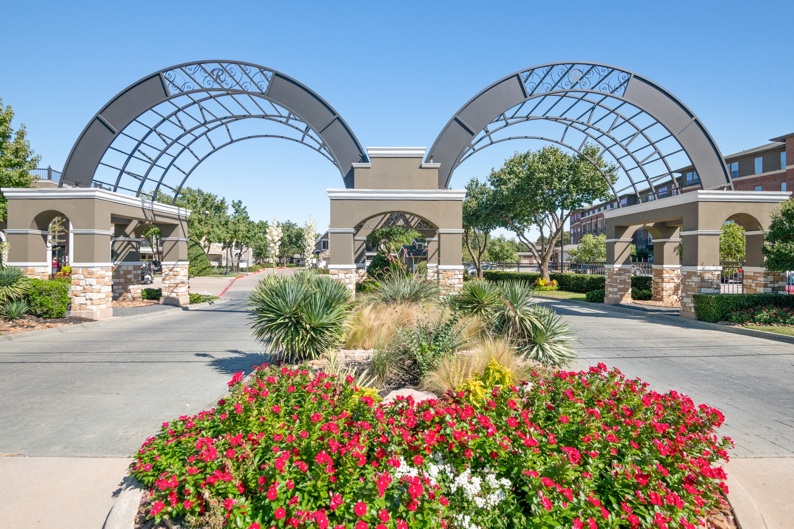 Kensington By The Vineyard Apartments