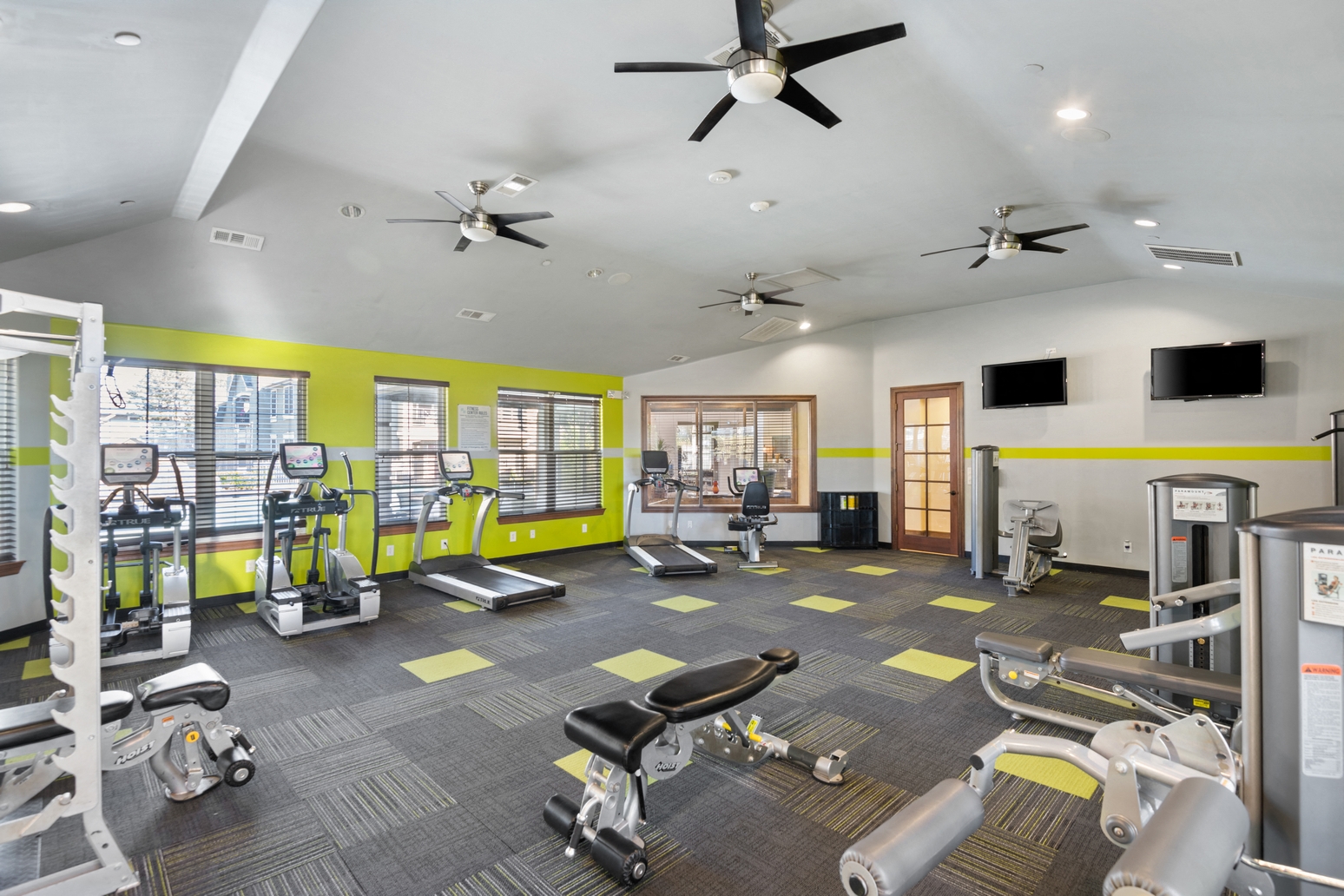 Kensington By The Vineyard Apartments