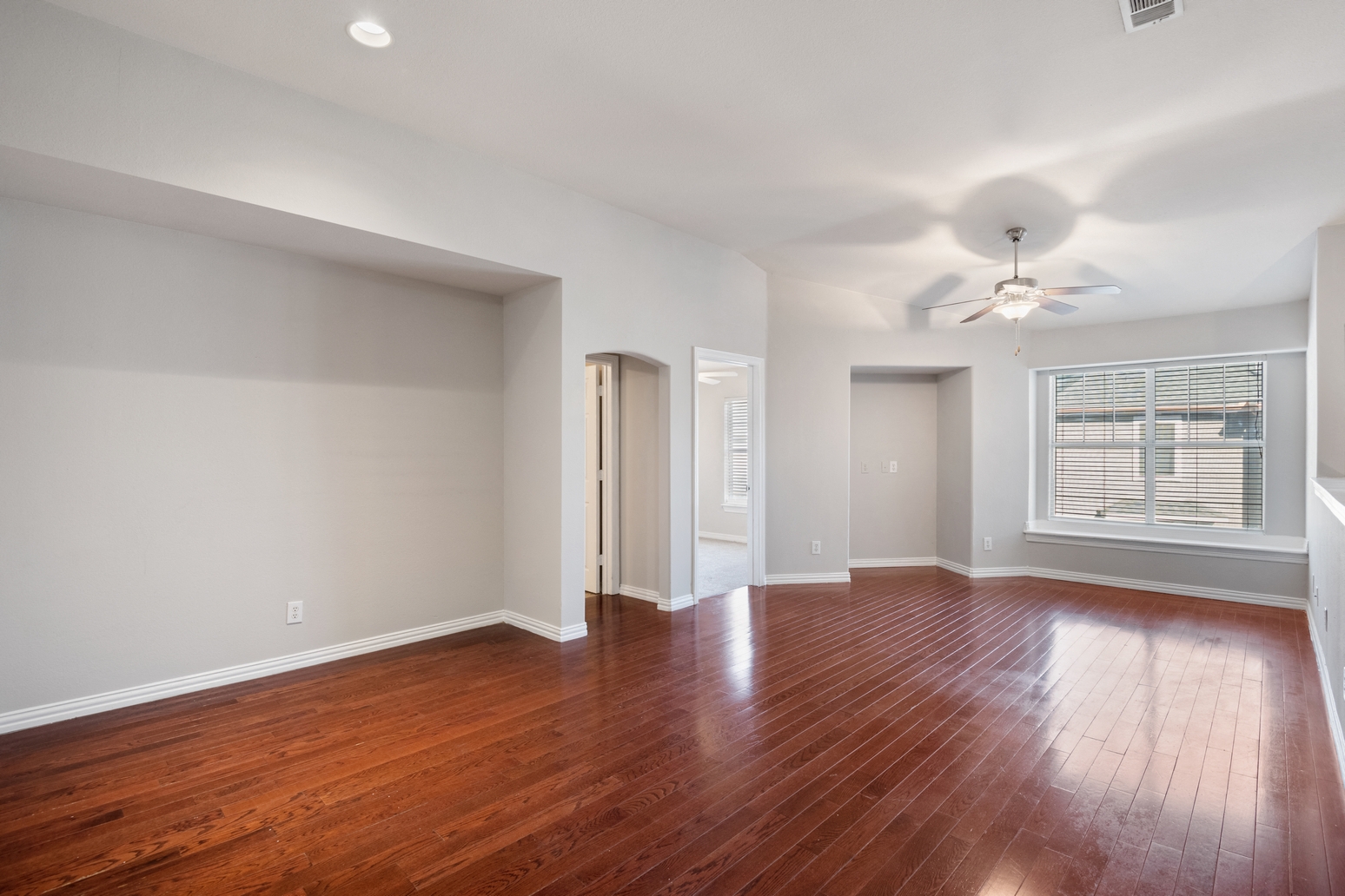 Kensington By The Vineyard Apartments