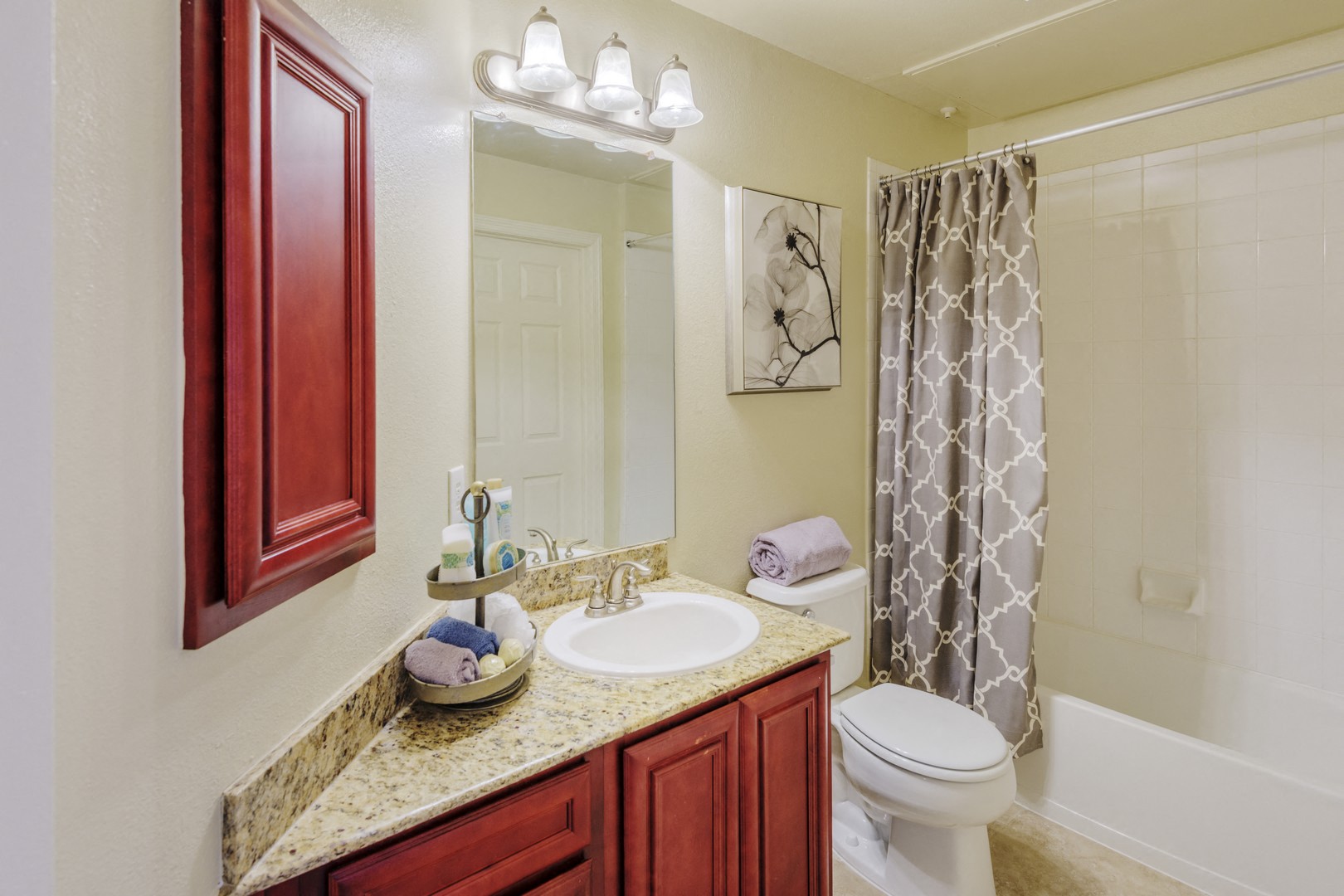 Kensington By The Vineyard Apartments