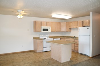 1201 Belsly Blvd 1-2 Beds Apartment for Rent - Photo Gallery 2