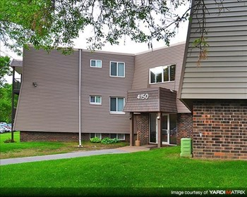 4150 Lexington Ave N Studio-3 Beds Apartment for Rent - Photo Gallery 3
