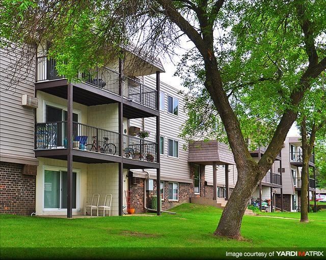 Shoreview Hills Apartments, 4150 Lexington Ave N, Shoreview, MN RentCafe