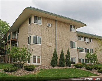 1949 Old Hudson Rd #104 Studio-2 Beds Apartment for Rent - Photo Gallery 2