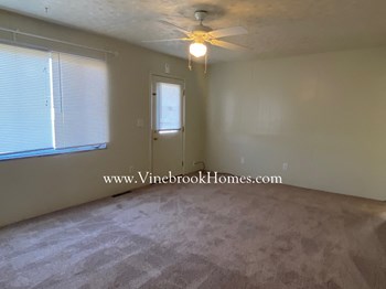 713 Flintridge Dr 2 Beds House for Rent - Photo Gallery 3