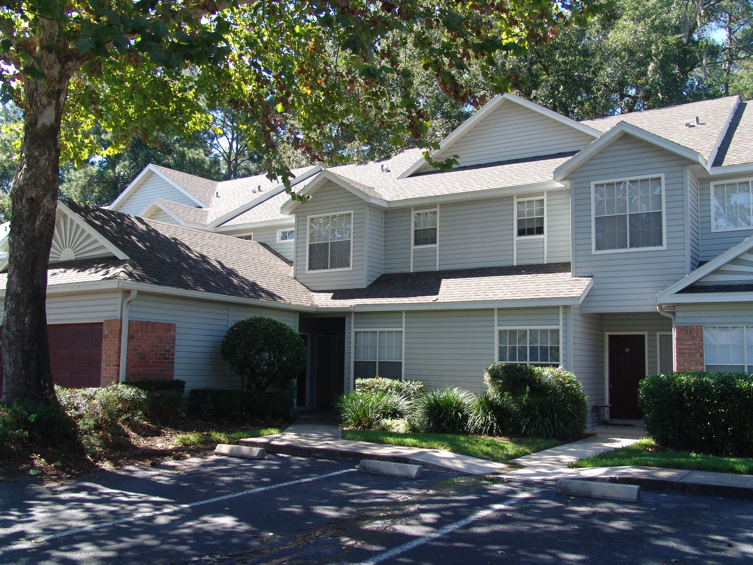 Huntington Lakes Apartments, 5400 NW 39th Avenue, Gainesville, FL