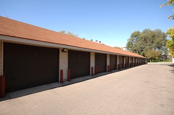 3400 Parklawn Avenue 1 Bed Apartment, Affordable, Senior Housing, Section 8 for Rent - Photo Gallery 5