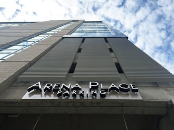 Downtown Grand Rapids Parking Arena Place Apartments - Photo Gallery 46