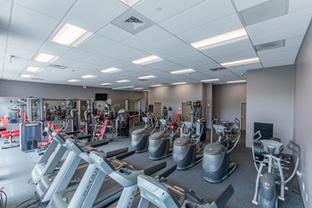 Work Out at Arena Place Apartments - Photo Gallery 32