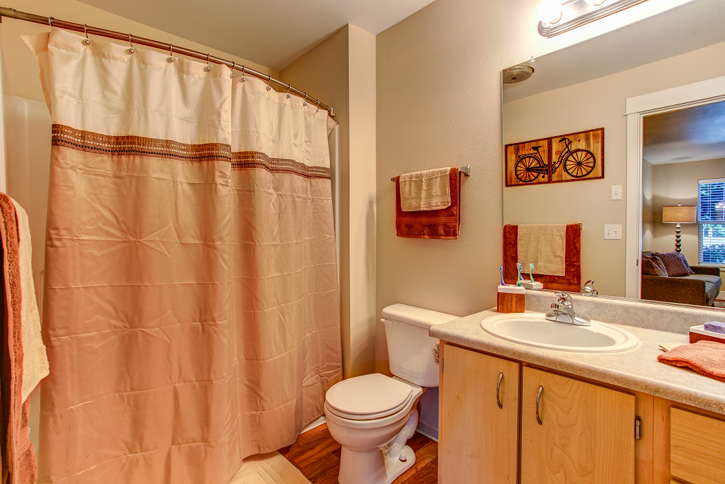 Commons at Sylvan Highlands Luxury Townhome Apartments Portland