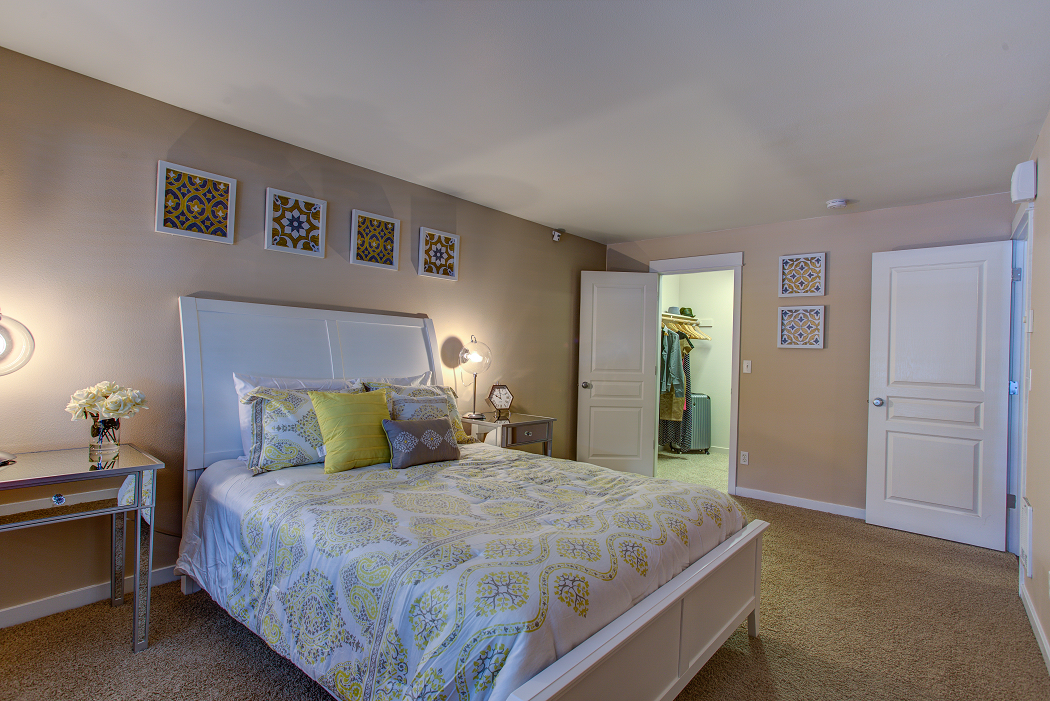 Commons at Sylvan Highlands Luxury Apartments in Portland Oregon