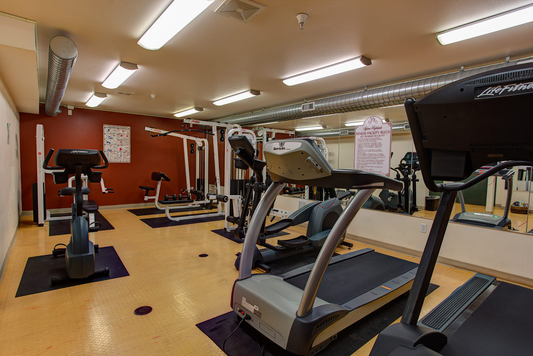 Luxury Apartments Near Portland, Commons at Sylvan Highlands