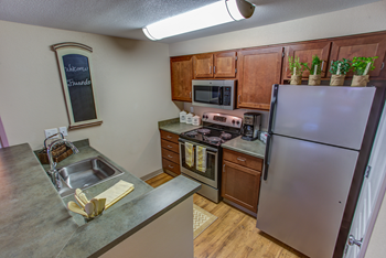 Commons at Avalon Park Apartments Near Tigard, OR - Photo Gallery 20