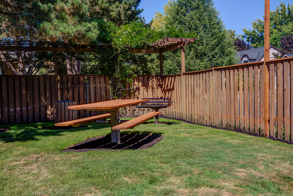 Apartments Near Intel, Commons at Hawthorn Village