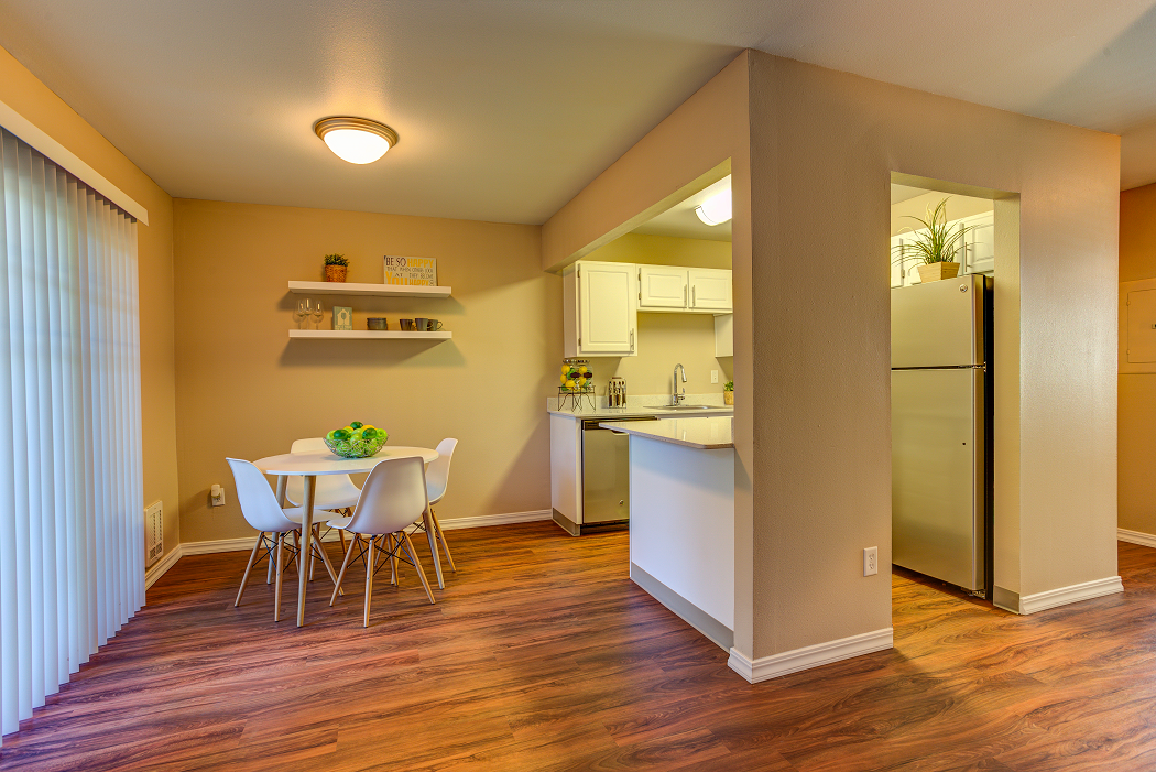 Commons at Hawthorn Village Apartments Near Orenco Station