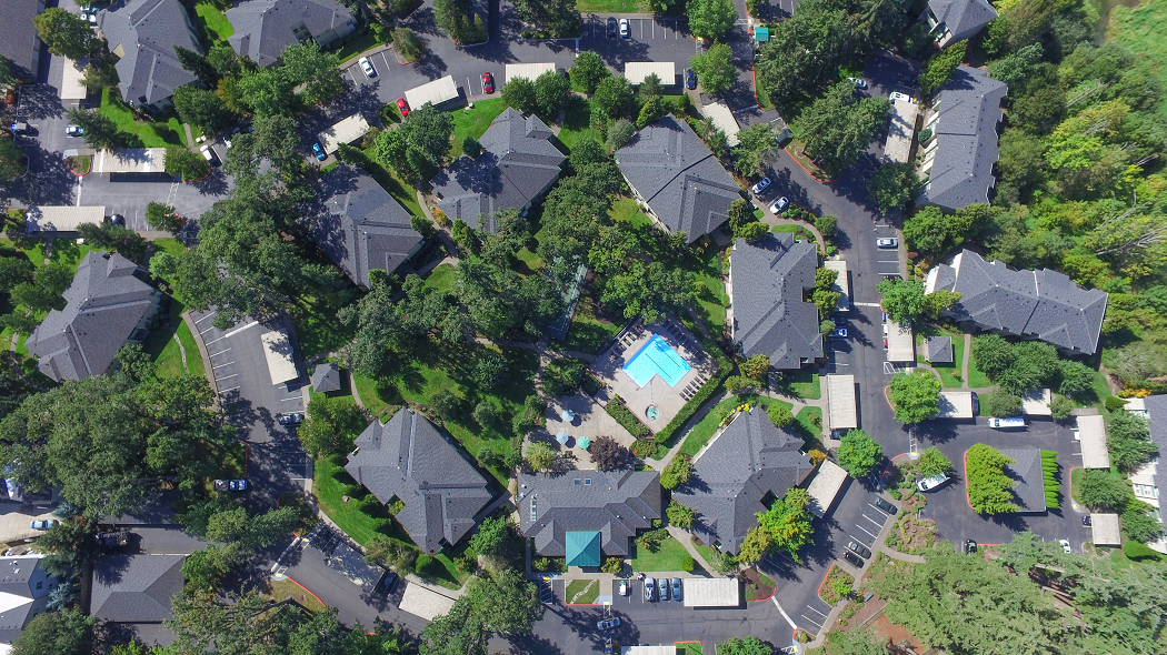 Hillsboro Apartments, Commons at Dawson Creek