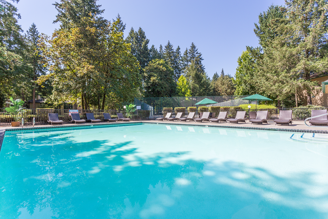 Commons at Creekside Apartments | Hillsboro Apartments