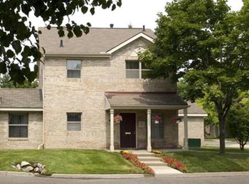 1440A Robert Bradby 2-3 Beds Apartment for Rent - Photo Gallery 2