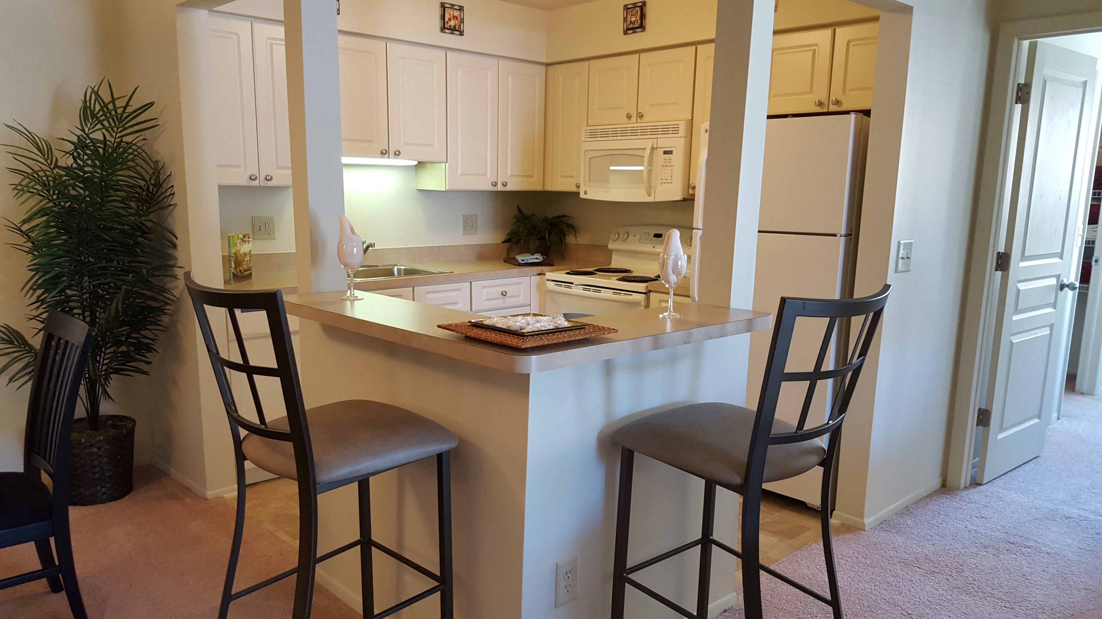 Harbour Village Apartments In Northville Mi