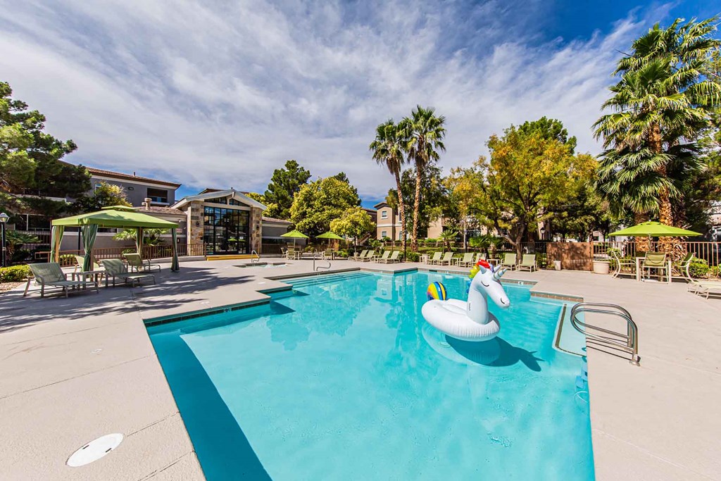 Apartments in Las Vegas, NV | The Clubs at Rhodes Ranch | Pool
