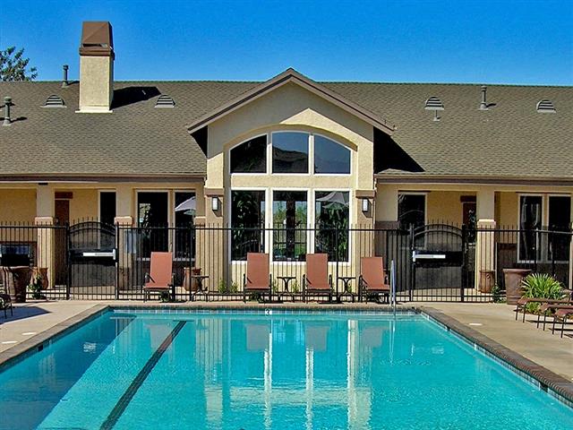 Apartments in Chico CA l Eaton Village Apartments