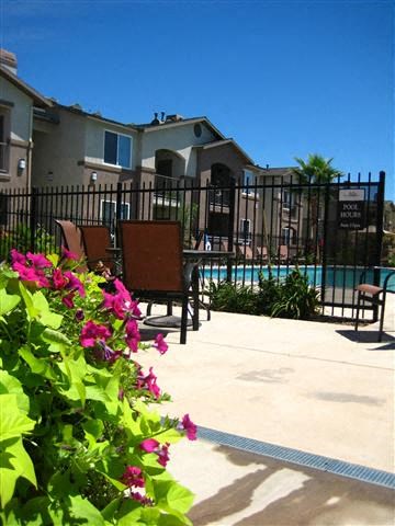 Apartments in Chico CA l Eaton Village Apartments