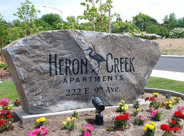 Heron Creek Apartments l monument sign