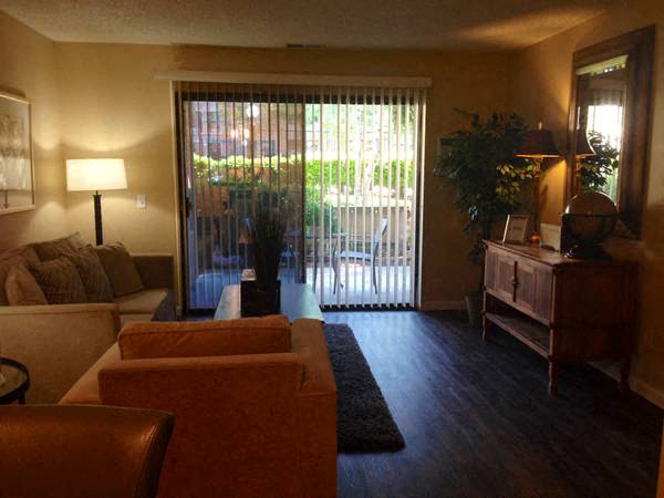 Leasing Office l Muirwood Garden Apartments Martinez CA