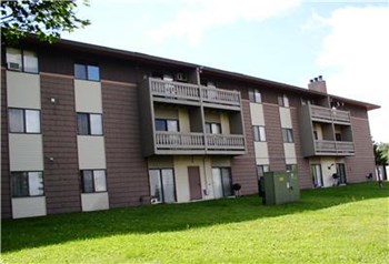 9416 Mountain Dr. 1-2 Beds Apartment for Rent - Photo Gallery 2