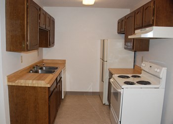9416 Mountain Dr. 1-2 Beds Apartment for Rent - Photo Gallery 4